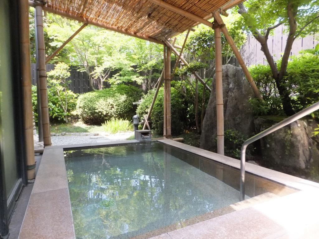 ホテル メープル猪名川 川辺郡 エクステリア 写真